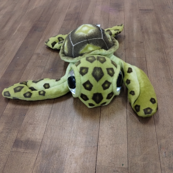 Plush Blue Eyed Baby Sea Turtle Yellow & Brown Spots - Picture 6 of 13
